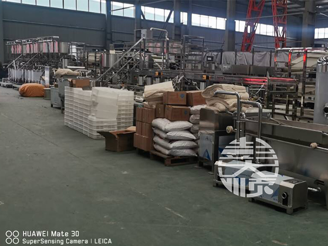 大型豆腐生產(chǎn)線準(zhǔn)備發(fā)往新疆阿克蘇